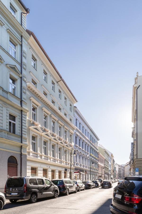 Turnkey I Republic Square Apartments Prag Eksteriør billede