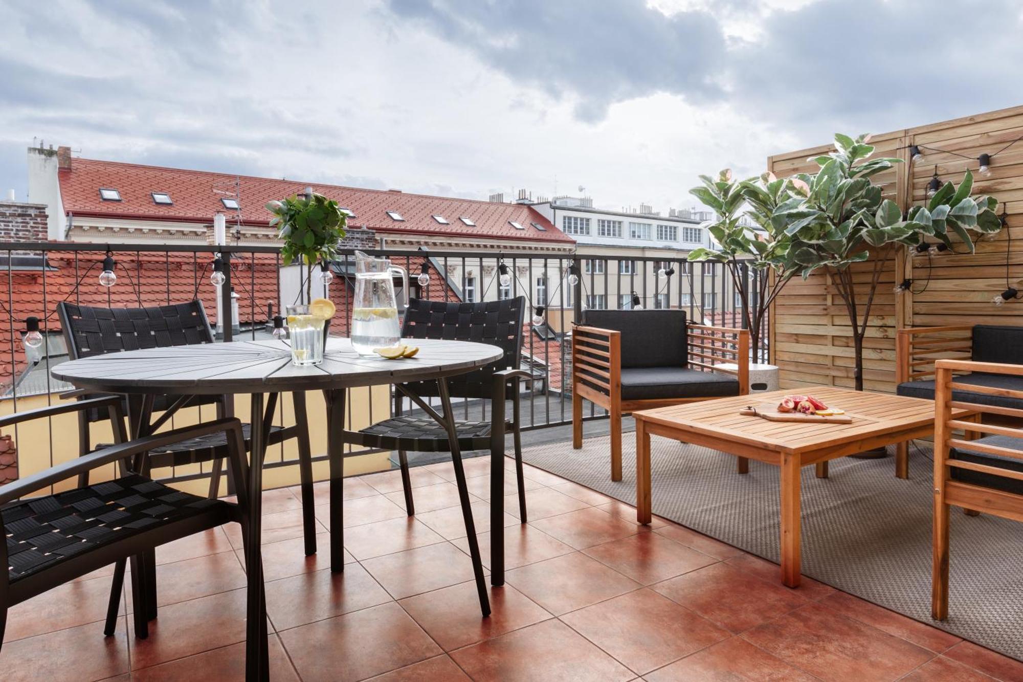 Turnkey I Republic Square Apartments Prag Eksteriør billede
